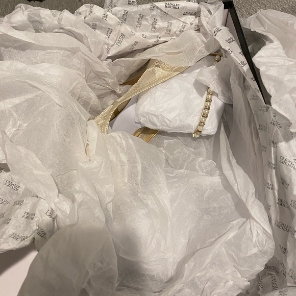 BNIB  Badgley Mischka Lesley Open Toe Bridal Strappy Pump Ivory Lace Size 8 1/2 - Picture 6 of 10